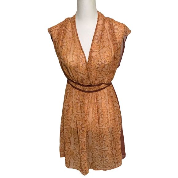 one clothing Tops - One Clothing Mosaic Sheer Rust Tunic L EUC